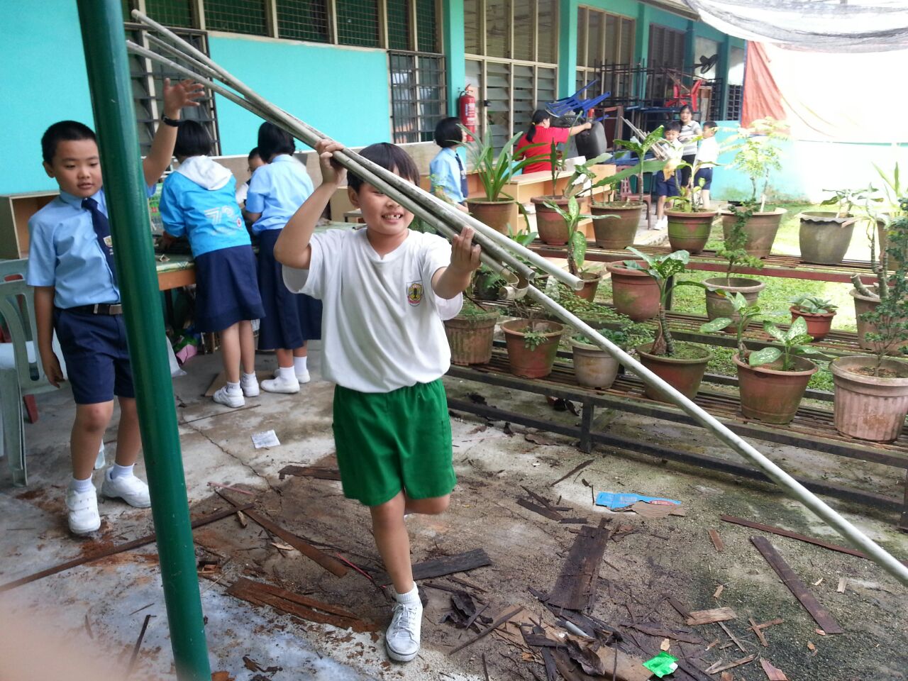Yellow Bin kitar semula pakaian school textile recycling event at SJK(C) Kempas Baru, Johor