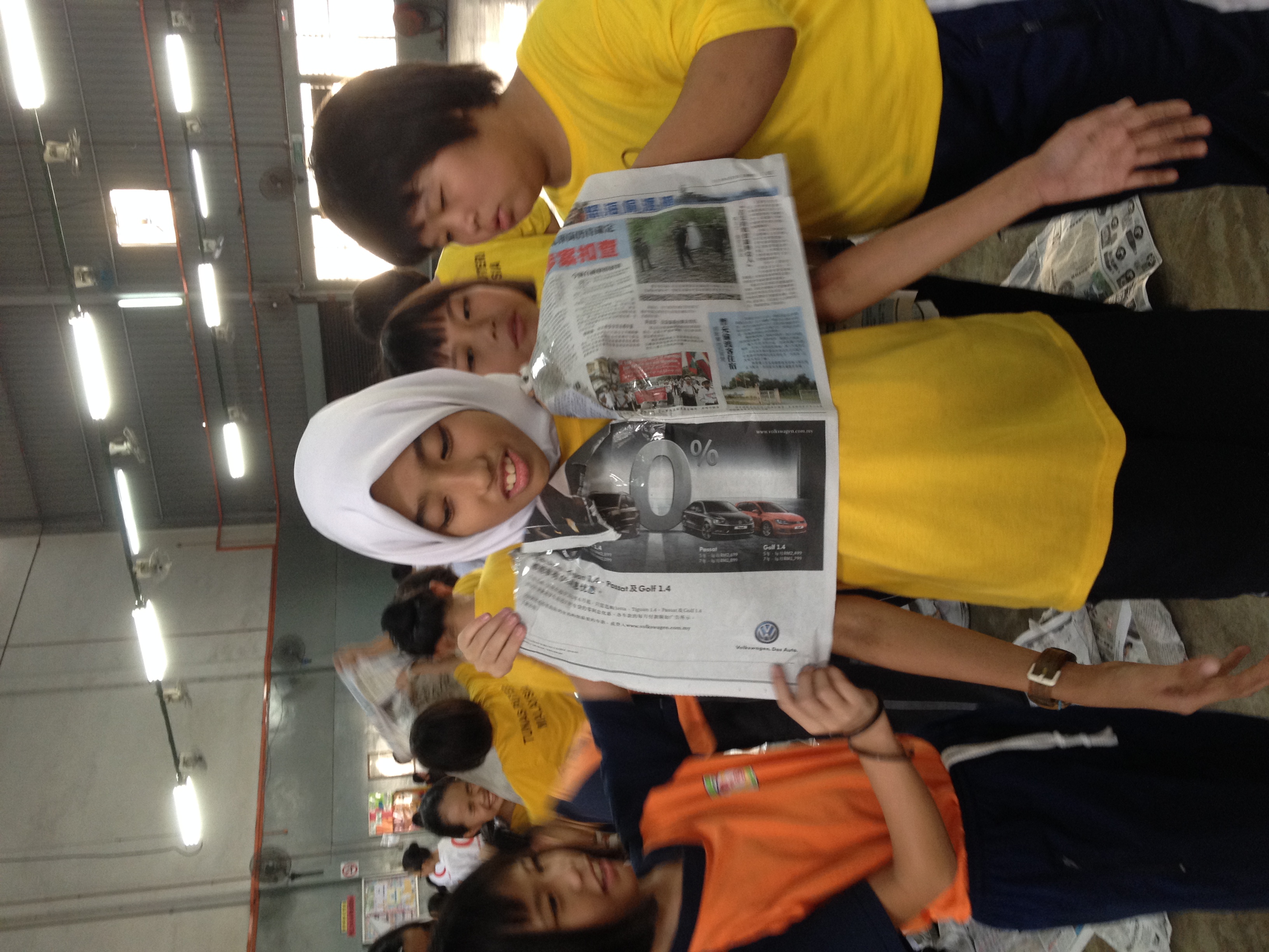 Yellow Bin recycle clothes drive at SJK(C) Foon Yew 3 school, Johor Bahru